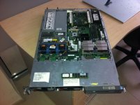 DL 360 server with 4 gb.jpg
