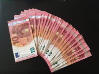 10euro-counterfeit-notes.jpg